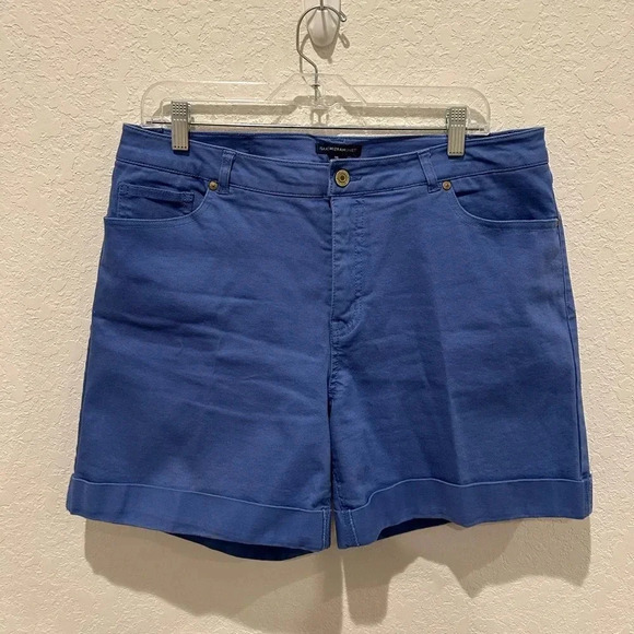 Isaac Mizrahi Live Blue Shorts - Picture 1 of 6